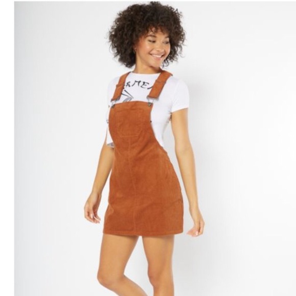 Forever 21 beautiful overall skirt